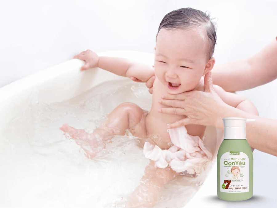 Nước tắm thảo dược thiên nhiên lành tính